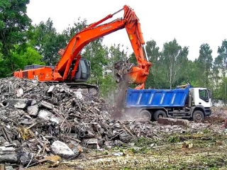 Услуги по вывозу строительного мусора